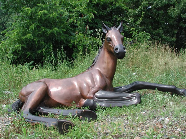 Foal Layind Down bronze statue-2